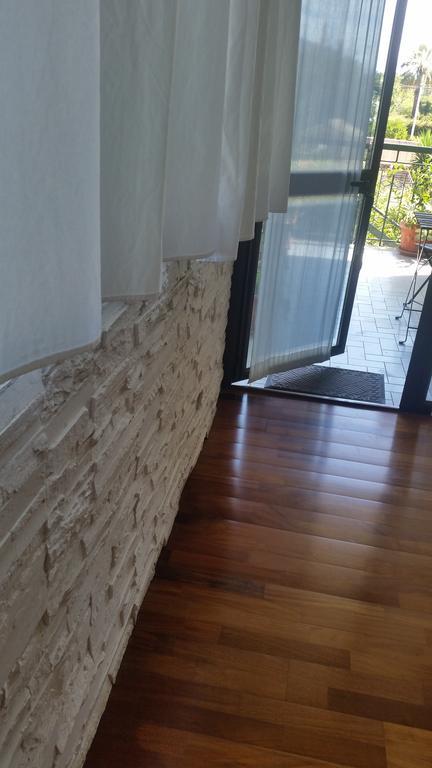 Apartment In A Villa A Mondello Exterior photo